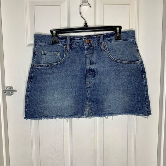 Forever 21 Raw Hem Button Fly Jean Skirt - Picture 1 of 7